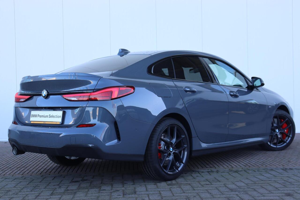BMW 2-SERIE Gran Coupé 218i M Sportpakket Pro/ Premium Pack/ Comfort Pack/ Travel Pack/ Stuurwiel verwarmd/ Comfort Access/ M Sportstoelen/ Panoramadak | Ekris Selection