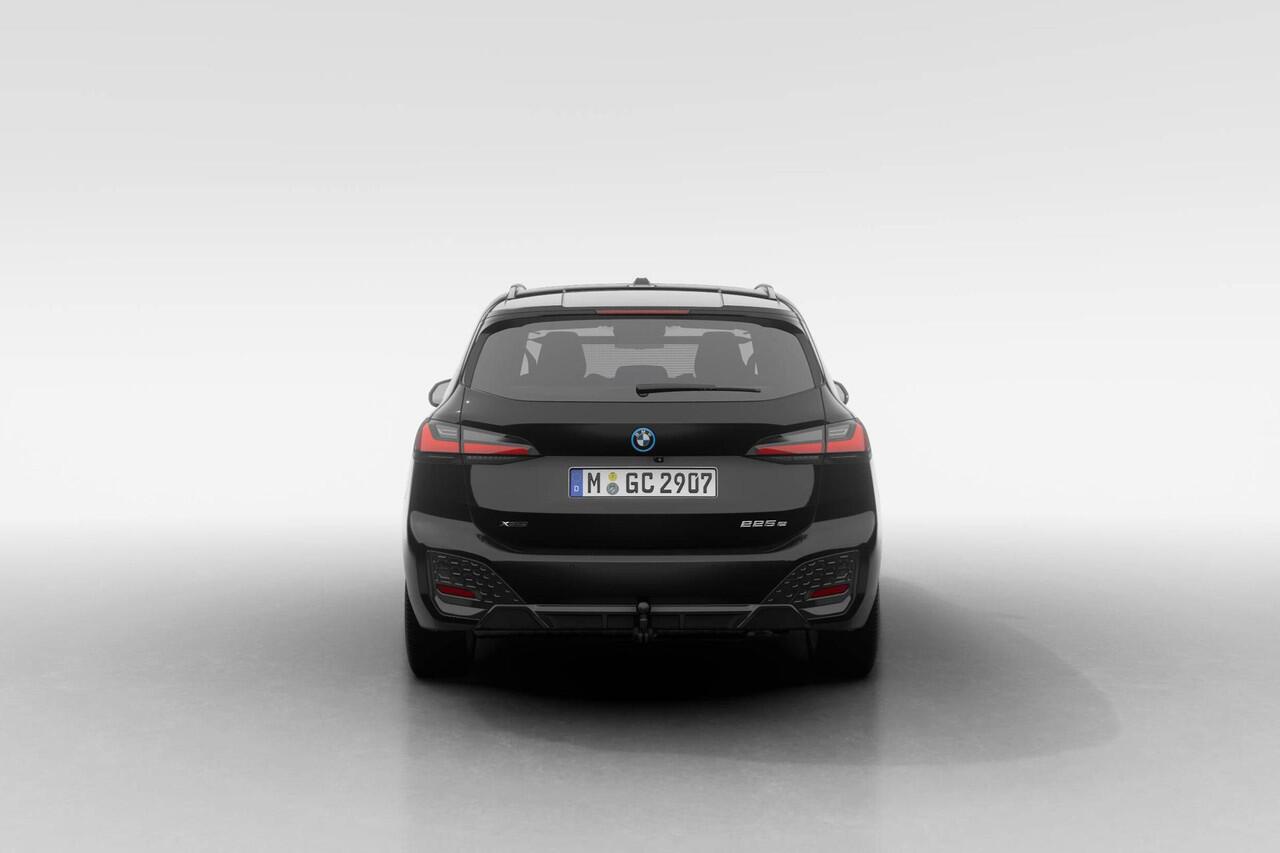 BMW 2-SERIE Active Tourer 225e xDrive | M Sport | Premium Pack | Travel Pack