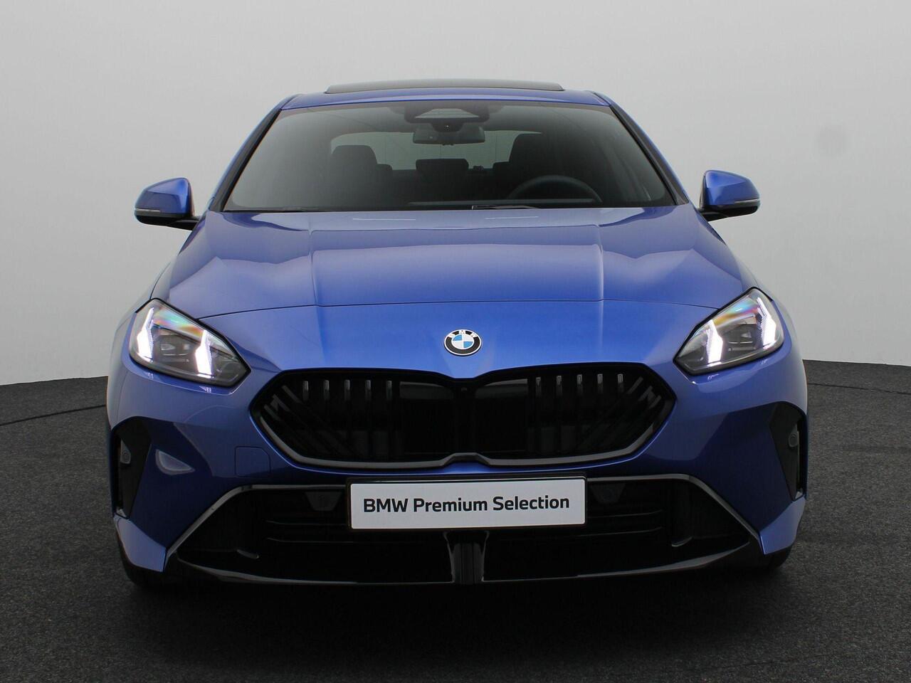 BMW 2-SERIE Gran Coupé 220 M Sportpakket Pro | Premium Pack | Stuurwielrand Verwarmd | Comfort Access | Panoramadak | Driving Assistant Plus | Harman Kardon | 19'' | Ekris Selection