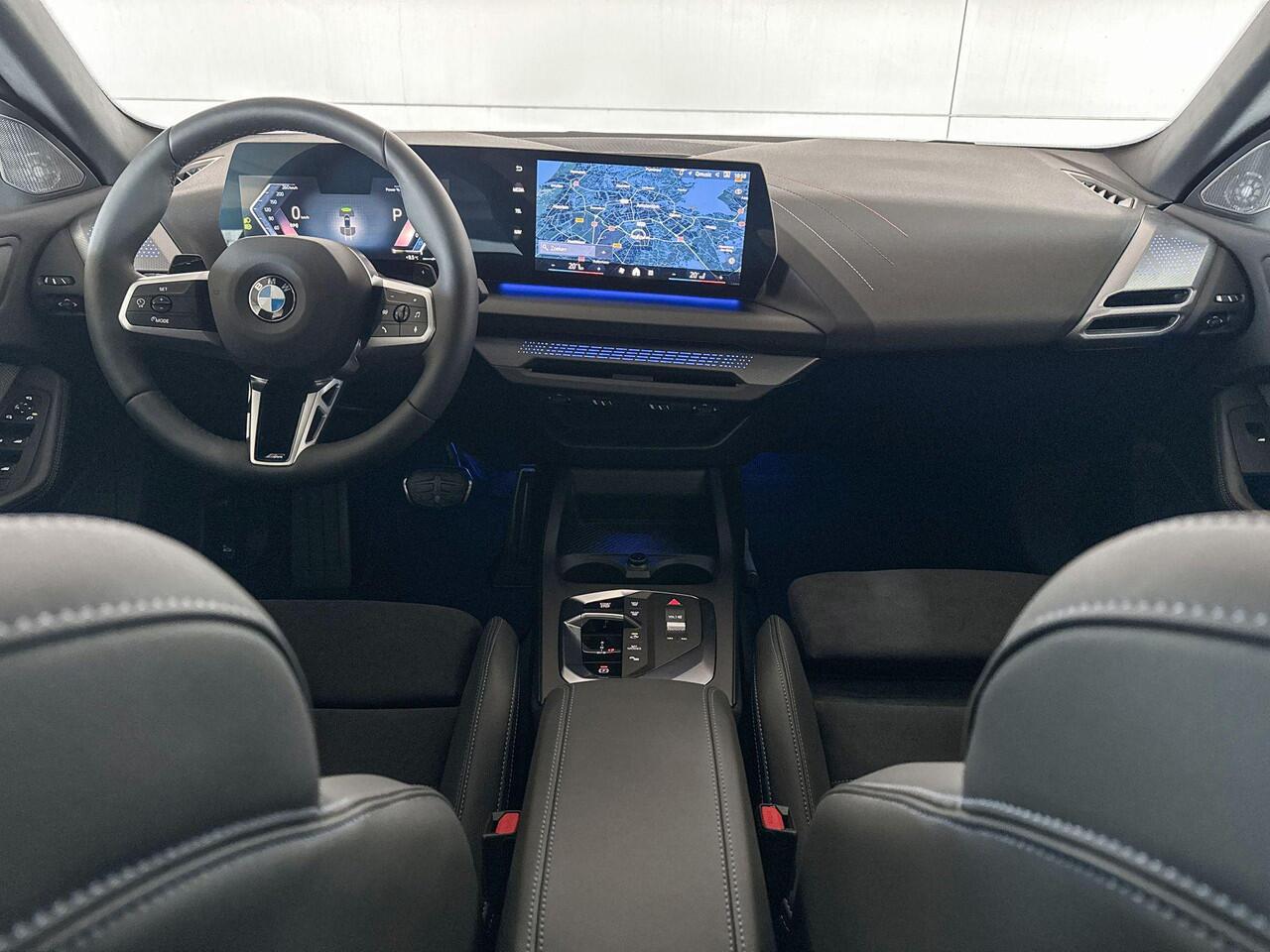 BMW 2-SERIE Gran Coupé 220 | M Sportpakket Pro | Glazen panoramadak