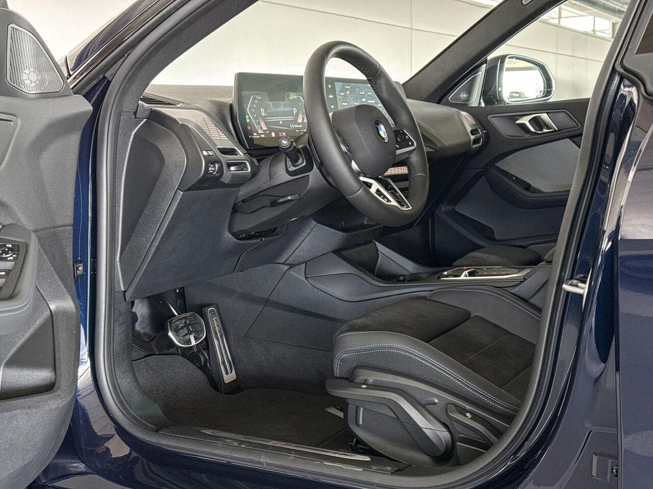 BMW 2-SERIE Gran Coupé 220 | M Sportpakket Pro | Glazen panoramadak