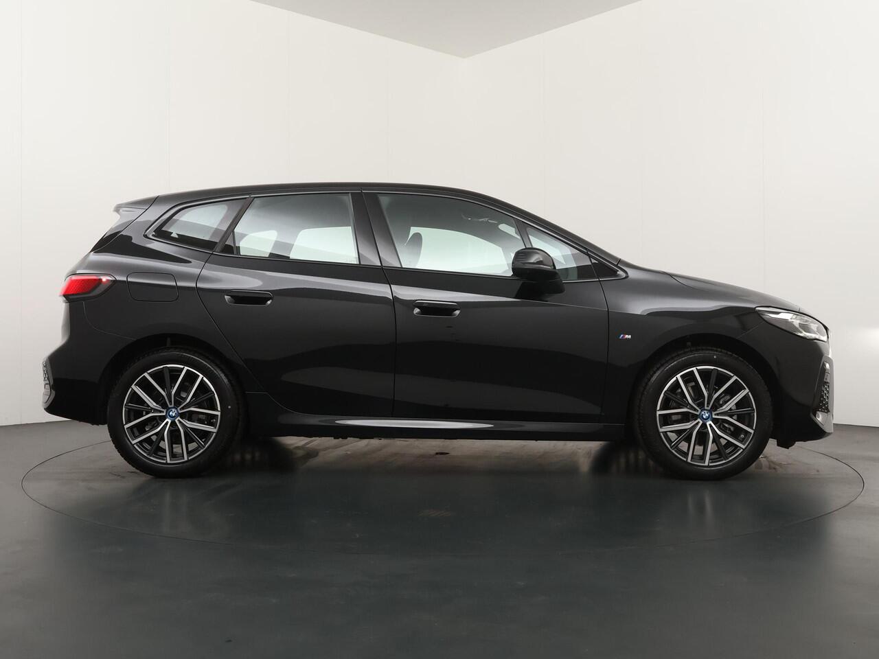 BMW 2-SERIE Active Tourer 225e xDrive M Sport Package | Equipement Package Pro | Ekris Selection