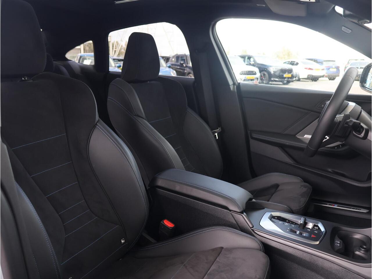 BMW 2-SERIE Gran Coupé 220 M Sport Design Edition M Sportpakket/ Comfort Access/ Panoramadak/ Harman-Kardon/ Premium Pack/ Stoelverwarming | Ekris Selection