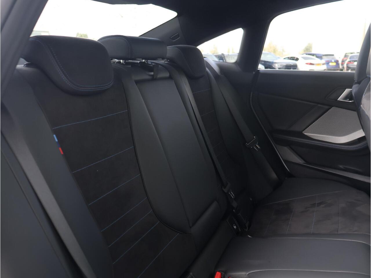 BMW 2-SERIE Gran Coupé 220 M Sport Design Edition M Sportpakket/ Comfort Access/ Panoramadak/ Harman-Kardon/ Premium Pack/ Stoelverwarming | Ekris Selection