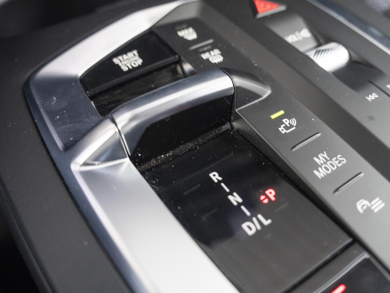 BMW 2-SERIE Gran Coupé 220 | M-Sportpakket | Premium Pack | Verwarmd Stuurwiel | Comfort Access | Harman-Kardon | 18'' | Ekris Selection