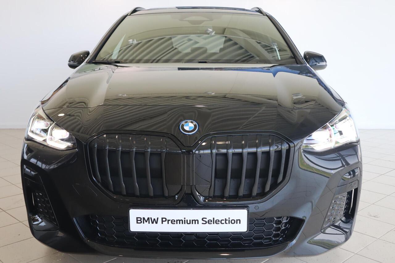 BMW 2-SERIE Active Tourer 225e xDrive M Sportpakket | Premium Pack | Stoelen pakket | Elektr. Trekhaak | Ekris Selection
