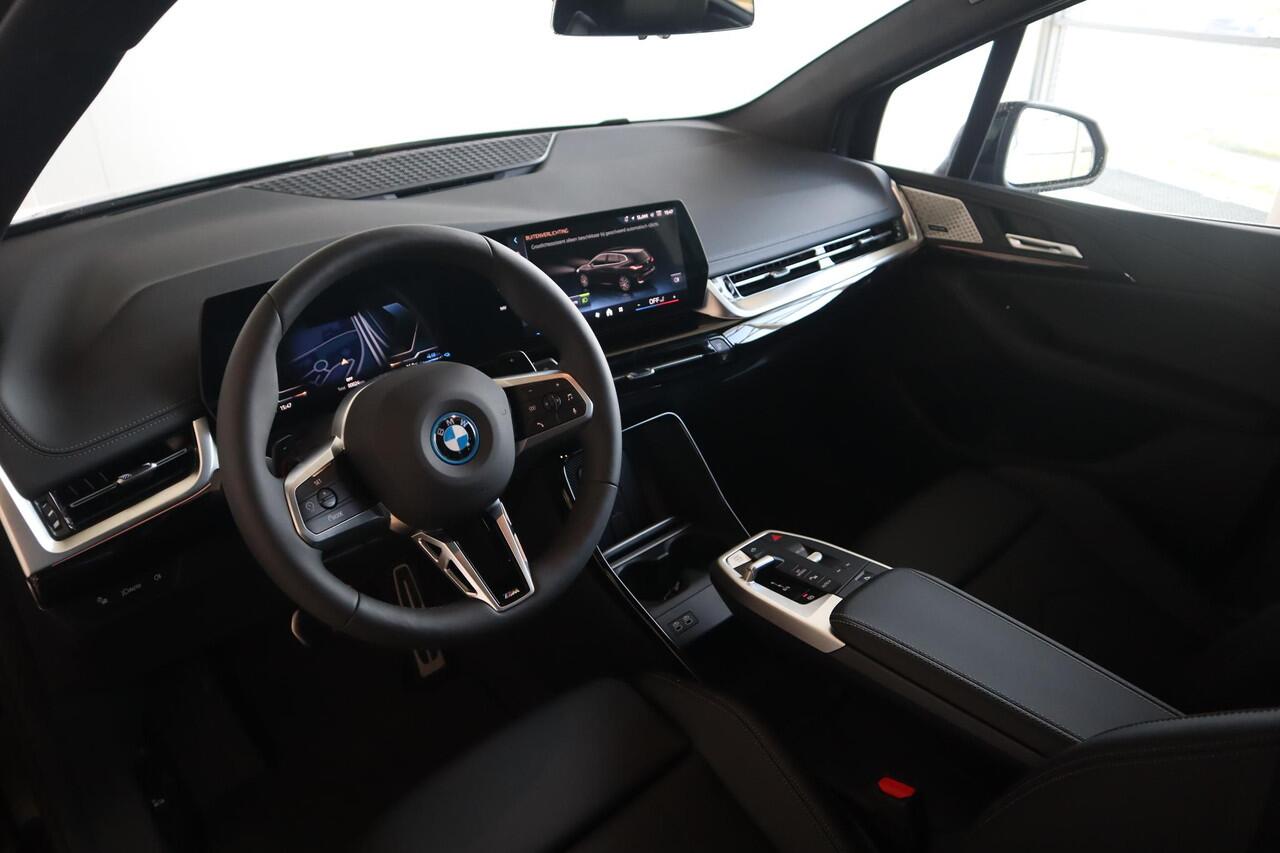 BMW 2-SERIE Active Tourer 225e xDrive M Sportpakket | Premium Pack | Stoelen pakket | Elektr. Trekhaak | Ekris Selection
