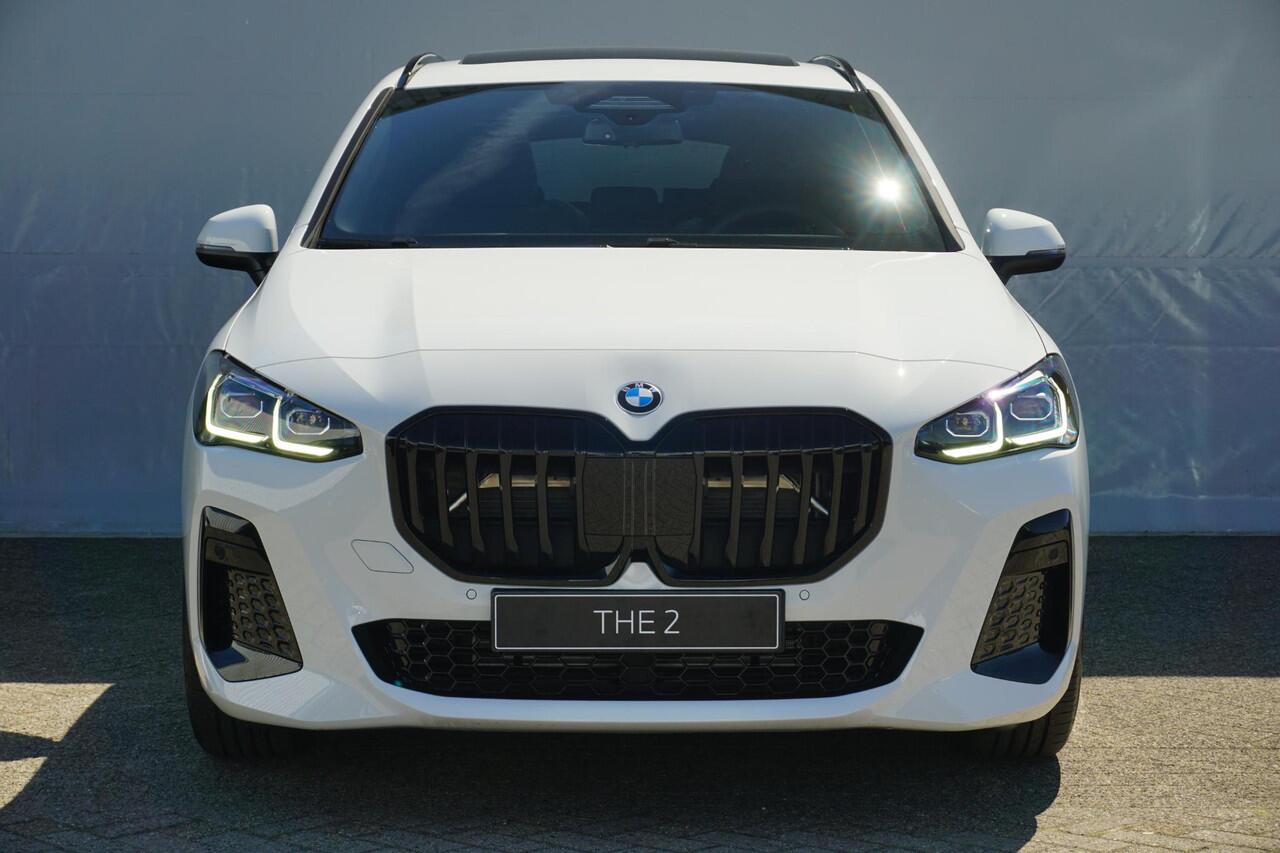 BMW 2-SERIE Active Tourer 220i M Sport Package | Equipment Package | Comfort Pack | Travel Pack