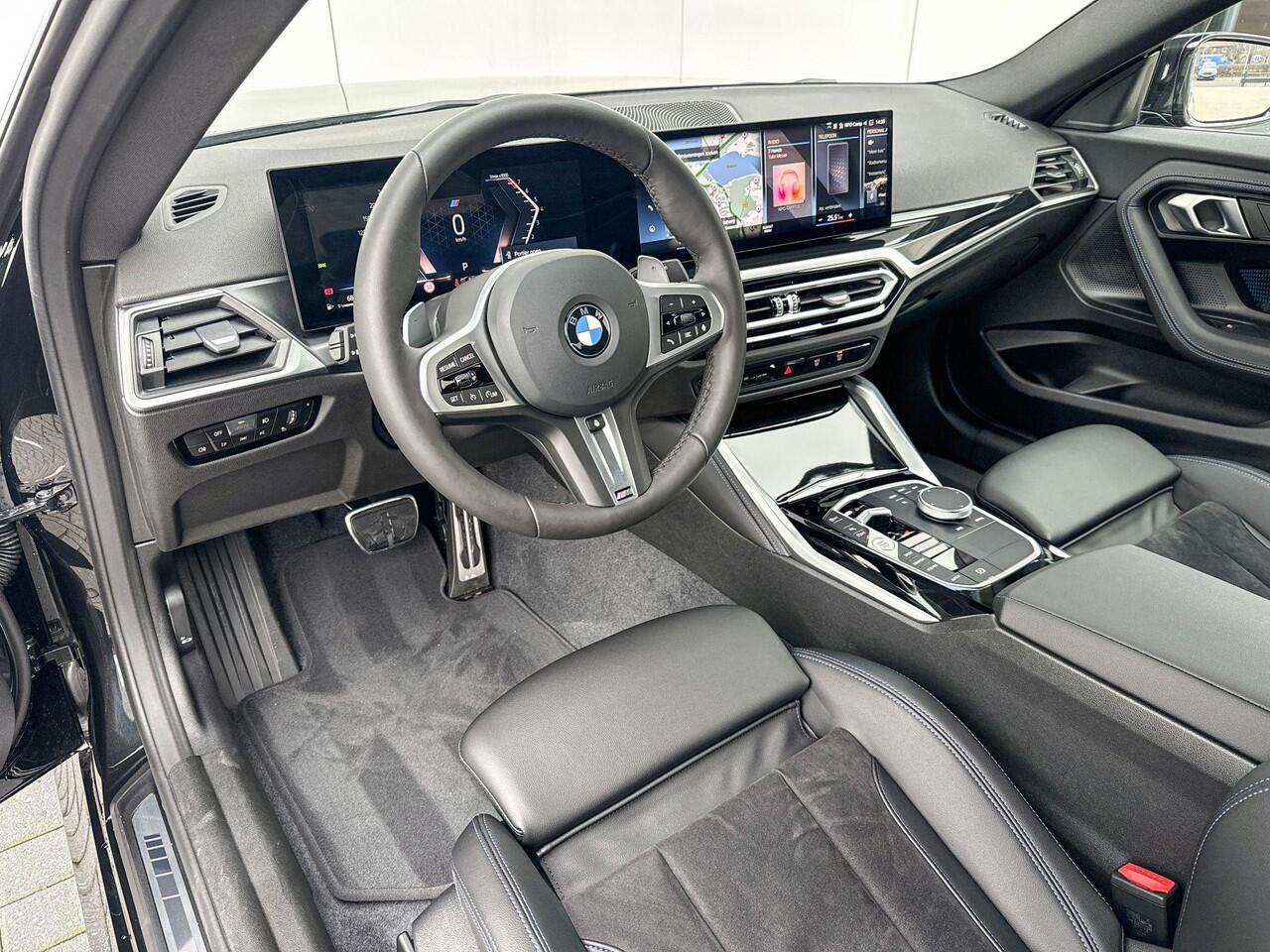 BMW 2-SERIE Coupé 218i | M Sport | Parking Assistant | Getinte Ruiten