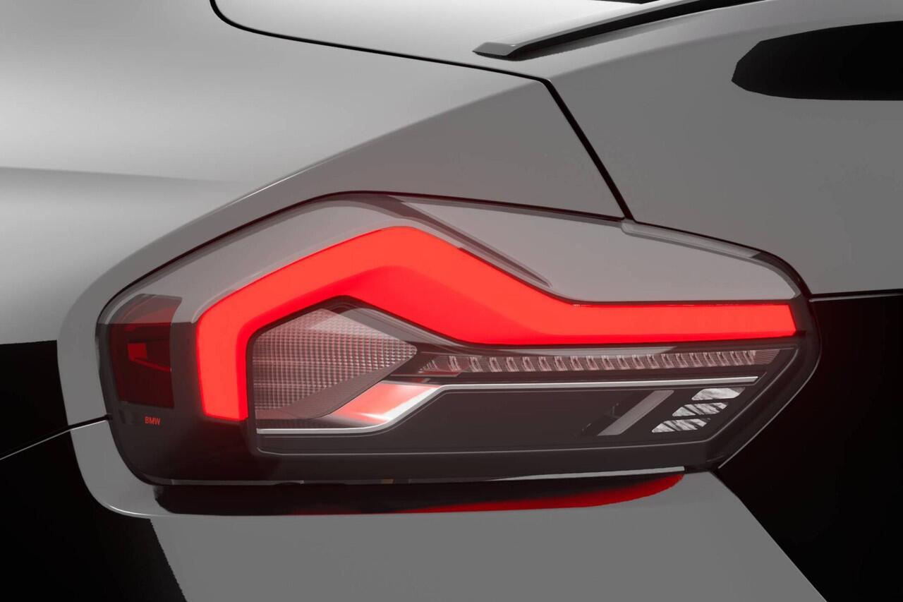 BMW 2-SERIE Coupé 220i | M Sport Pro | Premium Pack | M Interieurlijsten Carbon Fibre