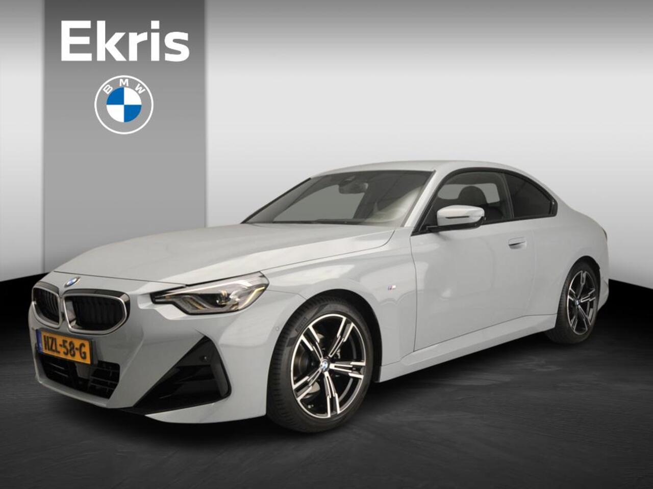 BMW 2-SERIE Coupé 218i | M-Sportpakket | LED | Navigatie | Stoelverwarming | Keyles go | DAB | Hifi speakers | Alu 18 inch