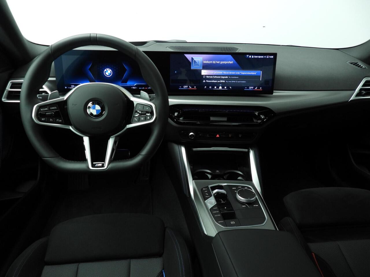BMW 2-SERIE Coupé 218i | M-Sportpakket | LED | Navigatie | Stoelverwarming | Keyles go | DAB | Hifi speakers | Alu 18 inch