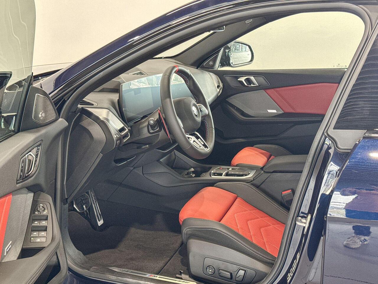 BMW 2-SERIE Gran Coupé M235 xDrive | M Sport Pro | Innovation Pack | Glazen Panoramadak | Elektrisch verstelbare stoelen | Driving Assistant Professional