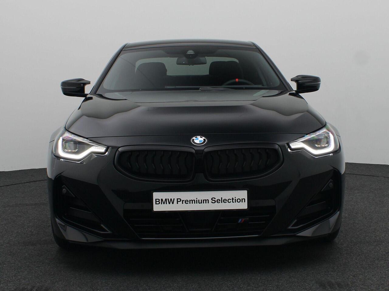 BMW 2-SERIE Coupé M240i xDrive M Sportdifferentieel | M Adaptief onderstel | Widescreen Display | Achteruitrijcamera | HIFI | Active Cruise Control | 19"