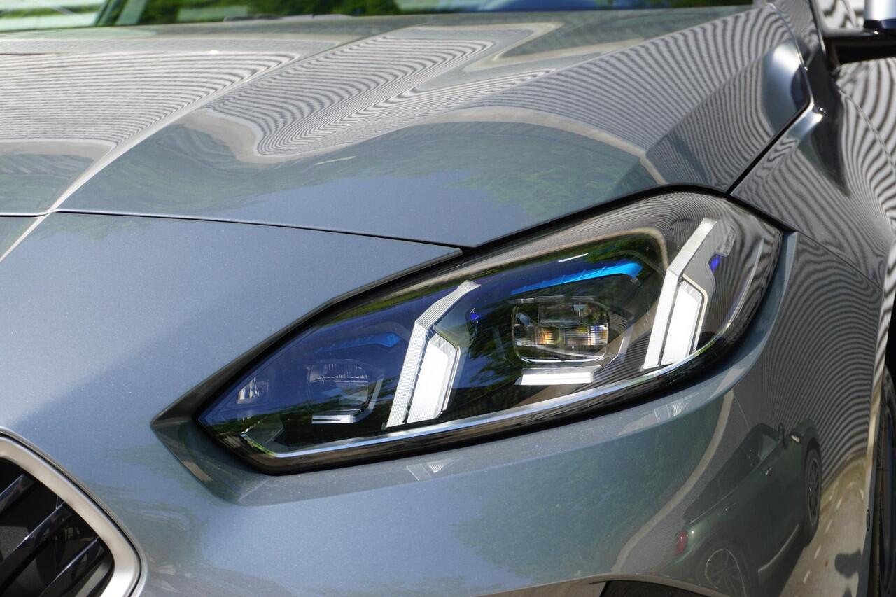 BMW 2-SERIE Gran Coupé 220 M Sportpakket | Premium Pack | Glazen panoramadak | Driving Assistant Plus | Harman-Kardon sound system