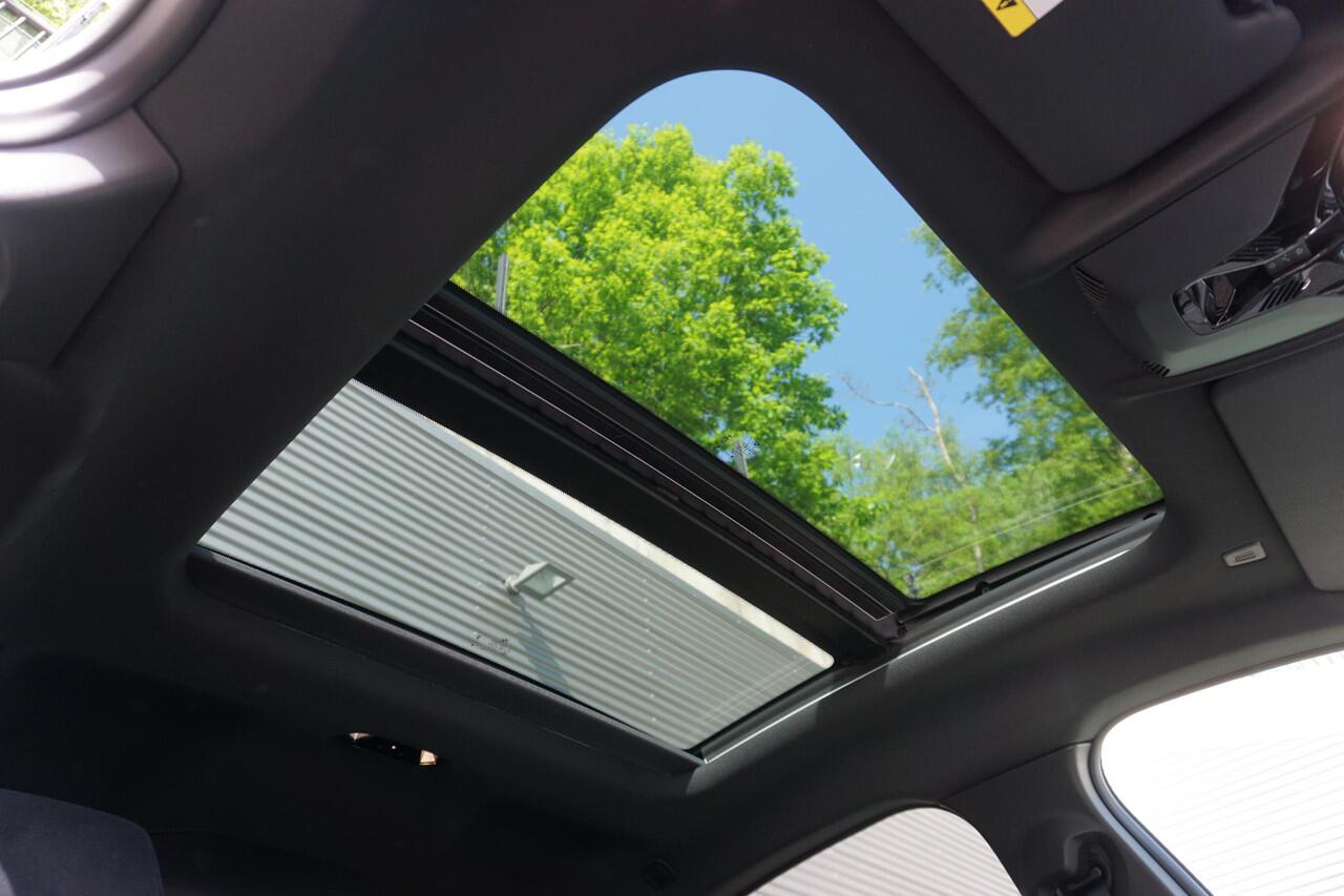 BMW 2-SERIE Gran Coupé 220 M Sportpakket | Premium Pack | Glazen panoramadak | Driving Assistant Plus | Harman-Kardon sound system