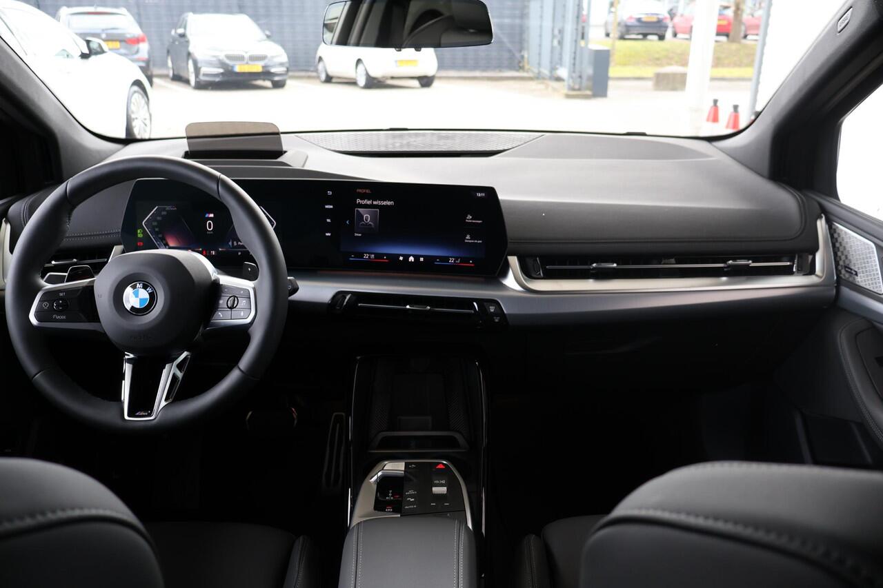 BMW 2-SERIE Active Tourer 218i | M Sport Package | Equipment Package Pro | Comfort Pack | Travel Package