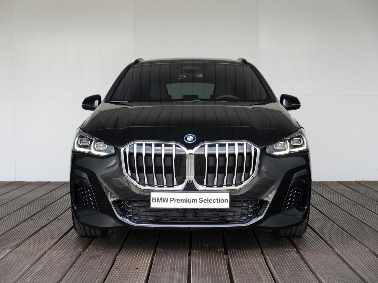 BMW 2-SERIE Active Tourer 225e xDrive | M Sportpakket | Premium Pack | Comfort Pack | Travel Pack
