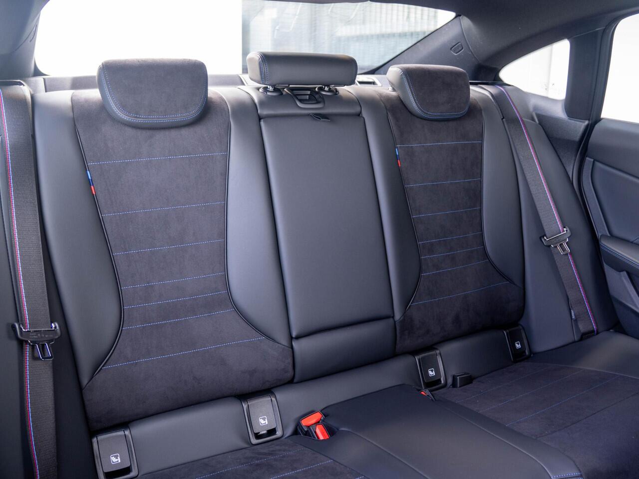 BMW 2-SERIE Gran Coupé 220 | M Sport Package Pro | Equipment Package | Extra Voordeel