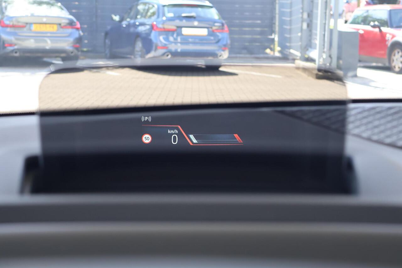 BMW 2-SERIE Active Tourer 225e xDrive | M Sportpakket | Comfort Pack | Innovation Pack