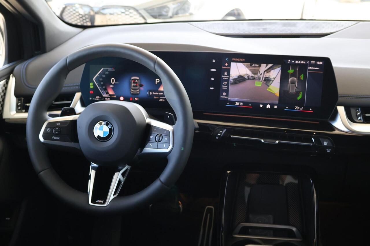 BMW 2-SERIE Active Tourer 220i | M Sportpakket | Stoelen Pakket | Premium Pack