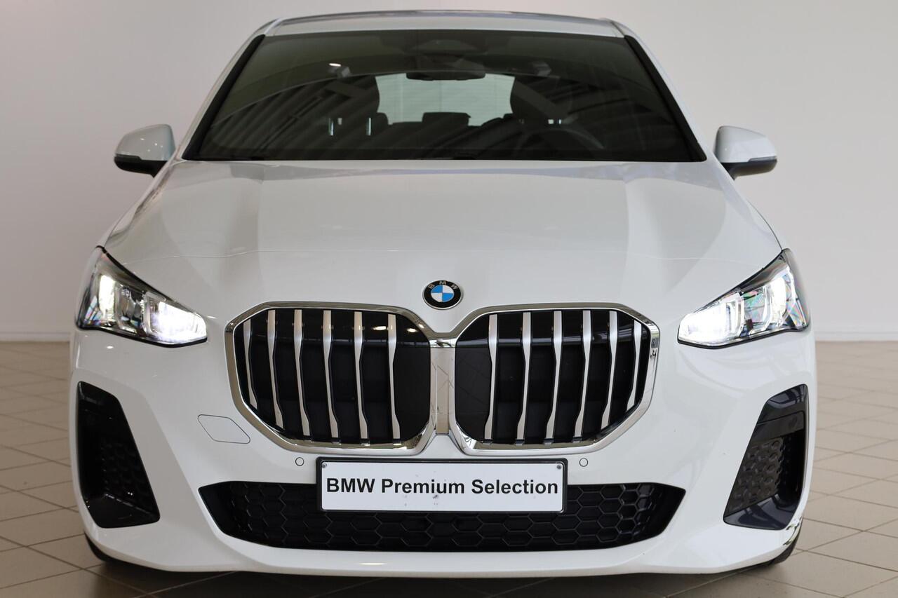 BMW 2-SERIE Active Tourer 220i | M Sportpakket