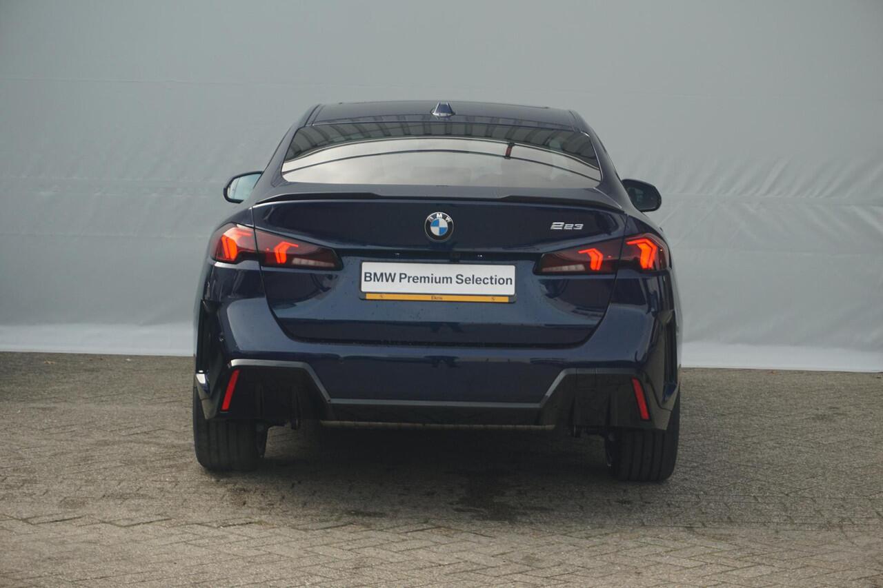 BMW 2-SERIE Gran Coupé 223 xDrive 19'' / Panoramdak / Harman Kardon / Head-Up Display / Trekhaak