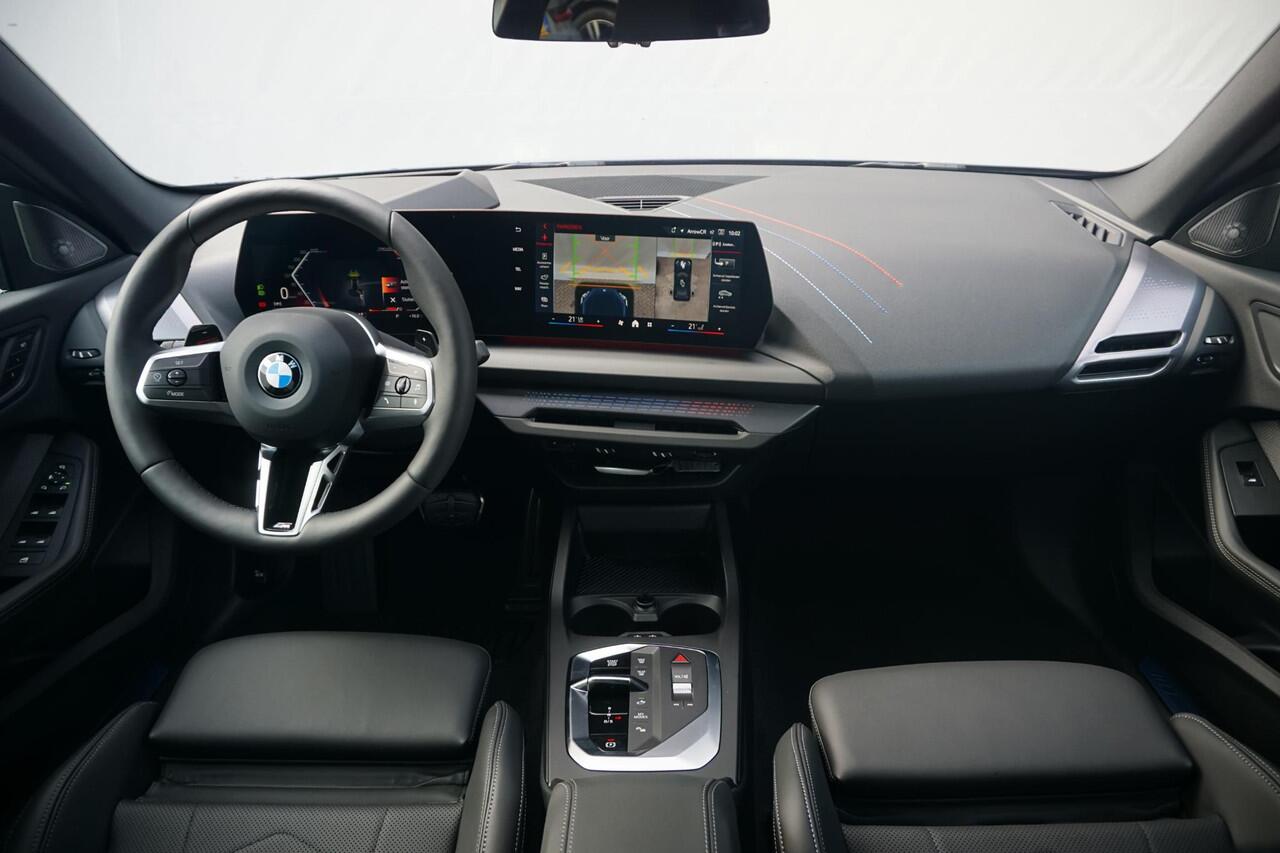 BMW 2-SERIE Gran Coupé 223 xDrive 19'' / Panoramdak / Harman Kardon / Head-Up Display / Trekhaak