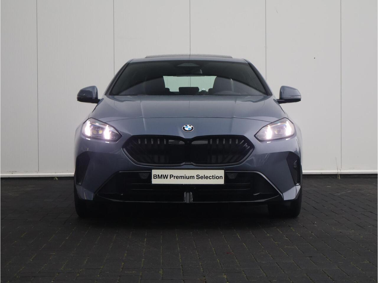 BMW 2-SERIE Gran Coupé 220 M Sportpakket Pro/ Stuurverwarming/ Panoramadak/ Harman-Kardon/ Head-Up/ Comfort Access