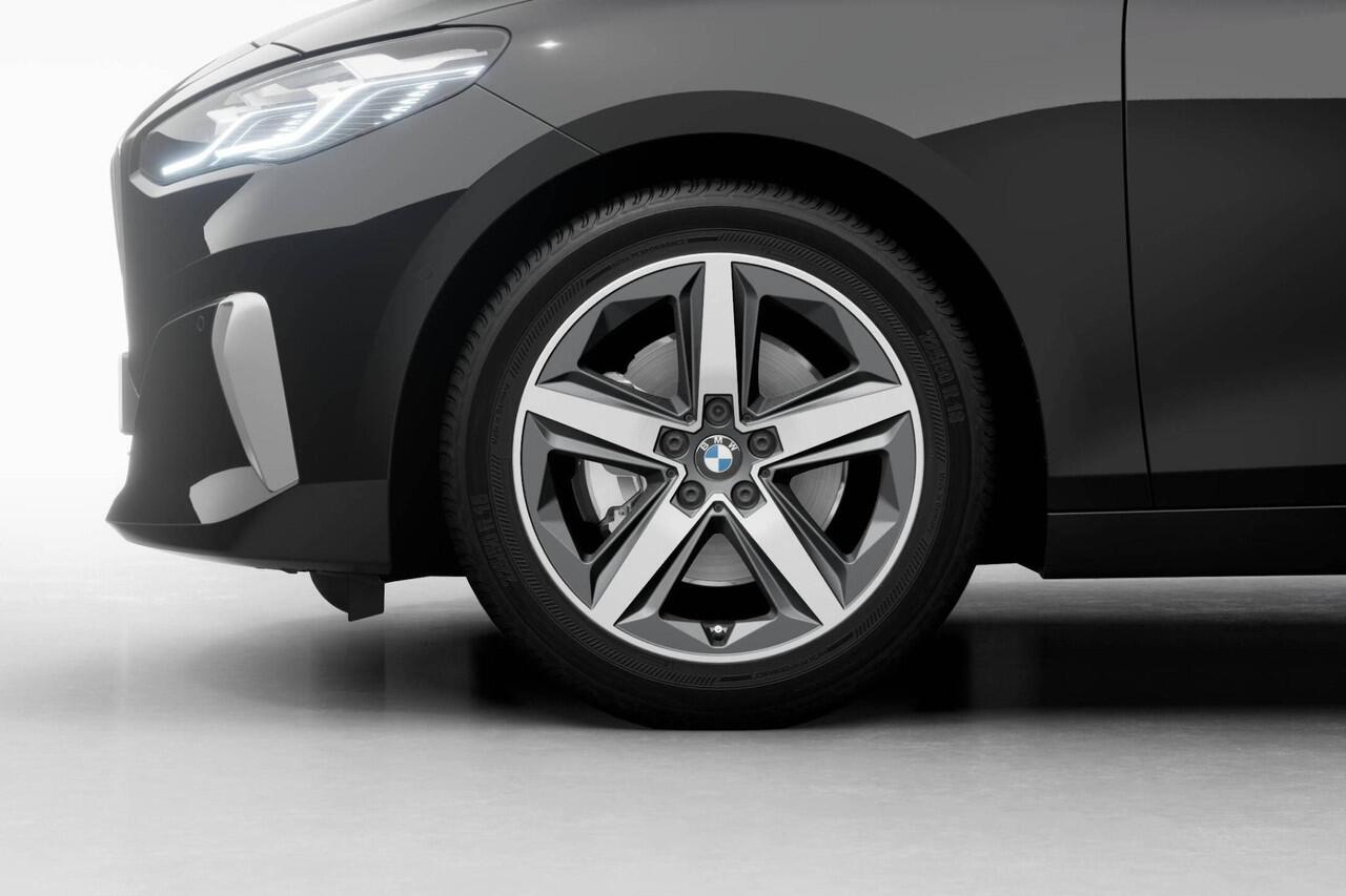 BMW 2-SERIE Active Tourer 220i | Luxury Line | Premium Pack | Travel Pack