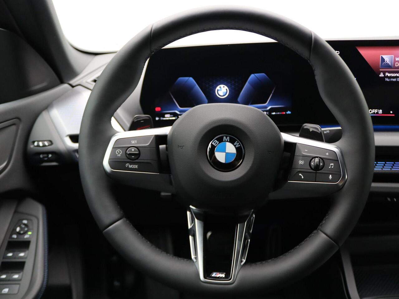 BMW 2-SERIE Gran Coupé 220 M Sportpakket | Premium Pack | Stuurwielrand Verwarmd | Achteruitrijcamera | Driving Assistant | 18''