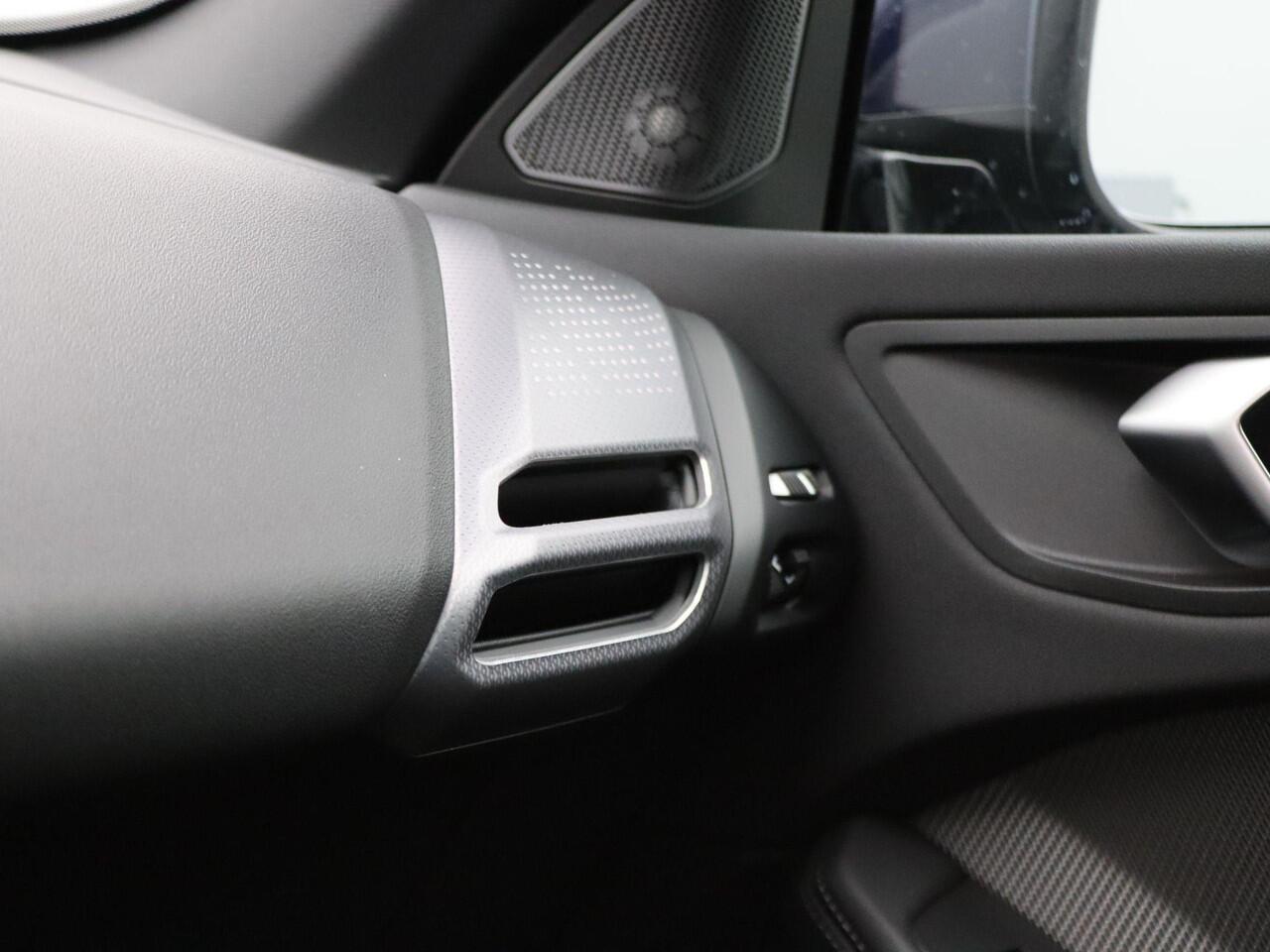 BMW 2-SERIE Gran Coupé 220 M Sportpakket Pro | Premium Pack | Stuurwielrand Verwarmd | Panoramadak | Driving Assistant | Harman Kardon | 18''