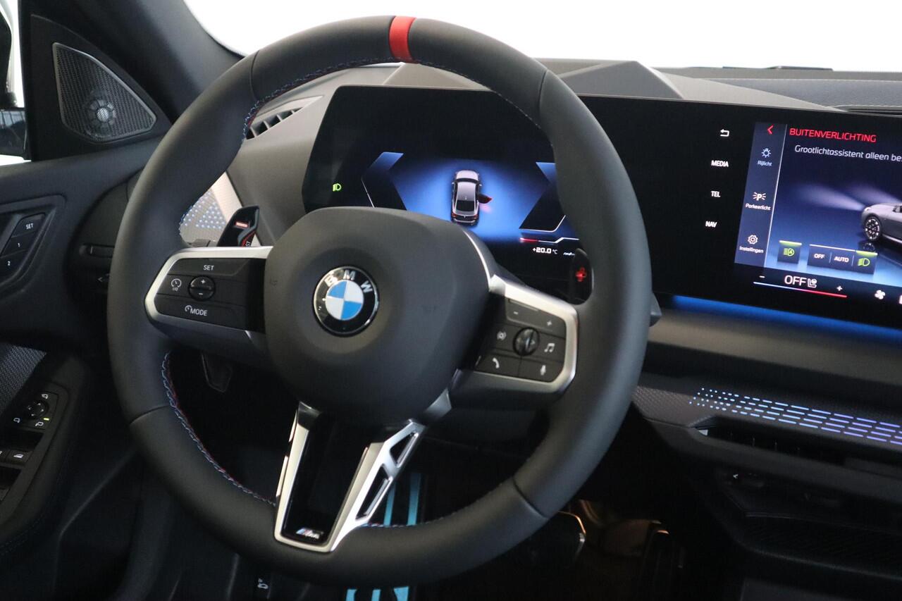 BMW 2-SERIE Gran Coupé M235 xDrive | M Sportpakket Pro | Panoramadak | Head-Up | Harman Kardon | 360 Camera | Stoel & Stuurwielverwarming | Elektrisch Verstelbare Stoelen | Comfort Access |