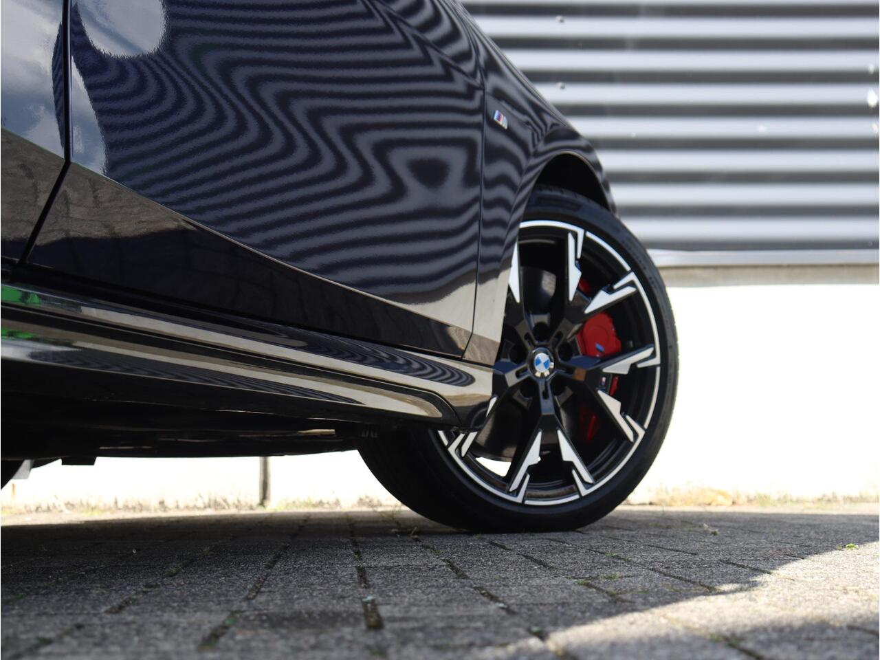 BMW 2-SERIE Gran Coupé 220 | M Sportpakket Pro | Innovation Pack | Panodak | Harman Kardon | Head-Up | Getint Glas | Driving Assistant | 19'' LMV | Ekris Selection