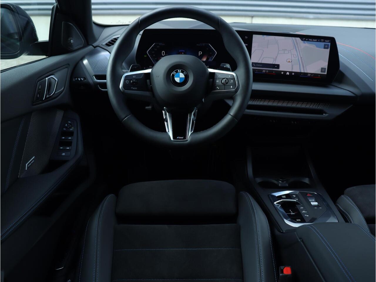 BMW 2-SERIE Gran Coupé 220 | M Sportpakket Pro | Innovation Pack | Panodak | Harman Kardon | Head-Up | Getint Glas | Driving Assistant | 19'' LMV | Ekris Selection