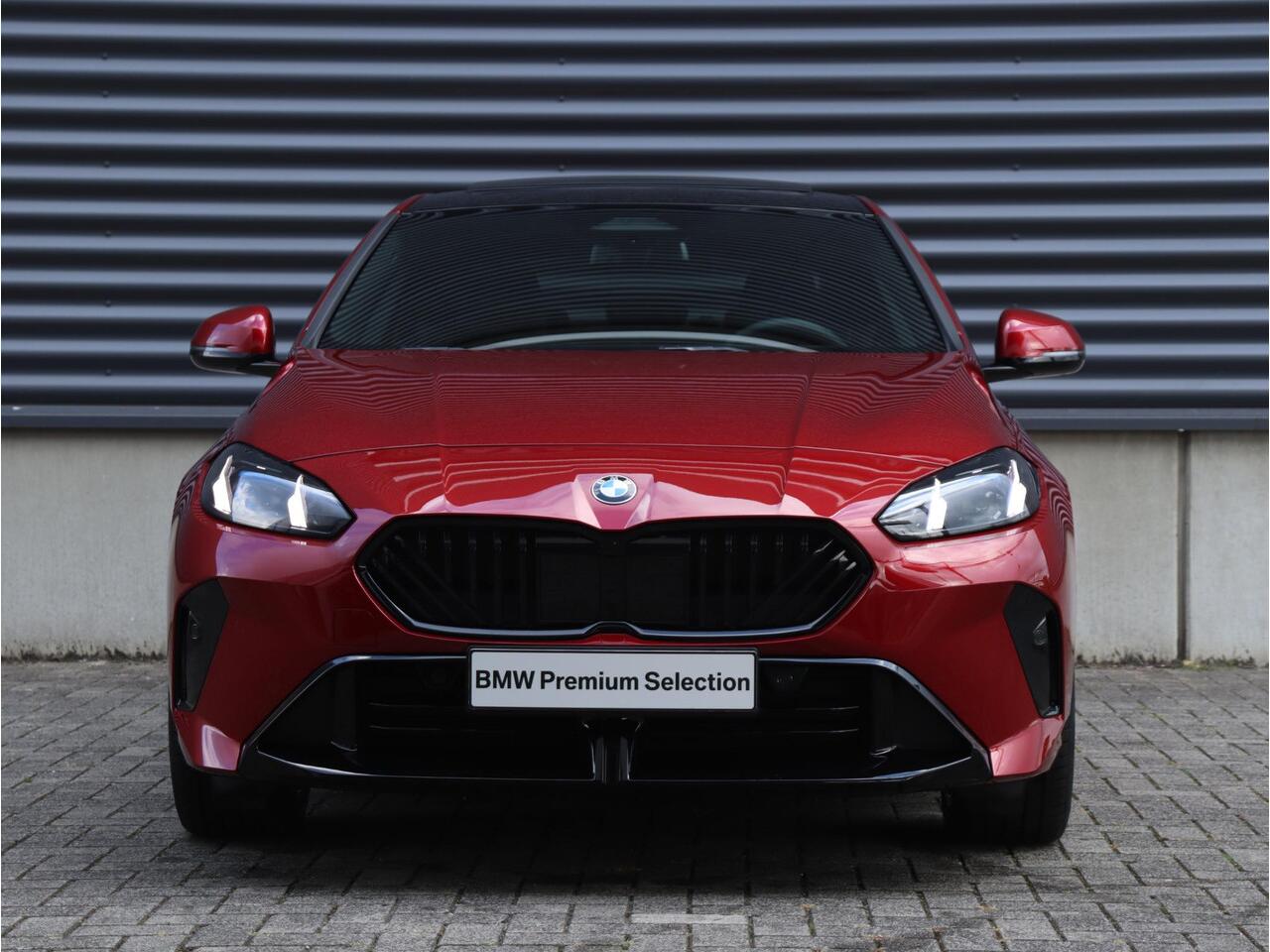 BMW 2-SERIE Gran Coupé 220 | M Sportpakket Pro | Panodak | Harman Kardon | Getint Glas | Premium Pack | Driving Assistant | Comfort Acces | 18'' LMV | Ekris Selection