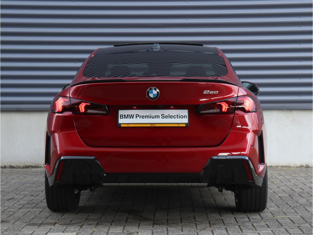 BMW 2-SERIE Gran Coupé 220 | M Sportpakket Pro | Panodak | Harman Kardon | Getint Glas | Premium Pack | Driving Assistant | Comfort Acces | 18'' LMV | Ekris Selection