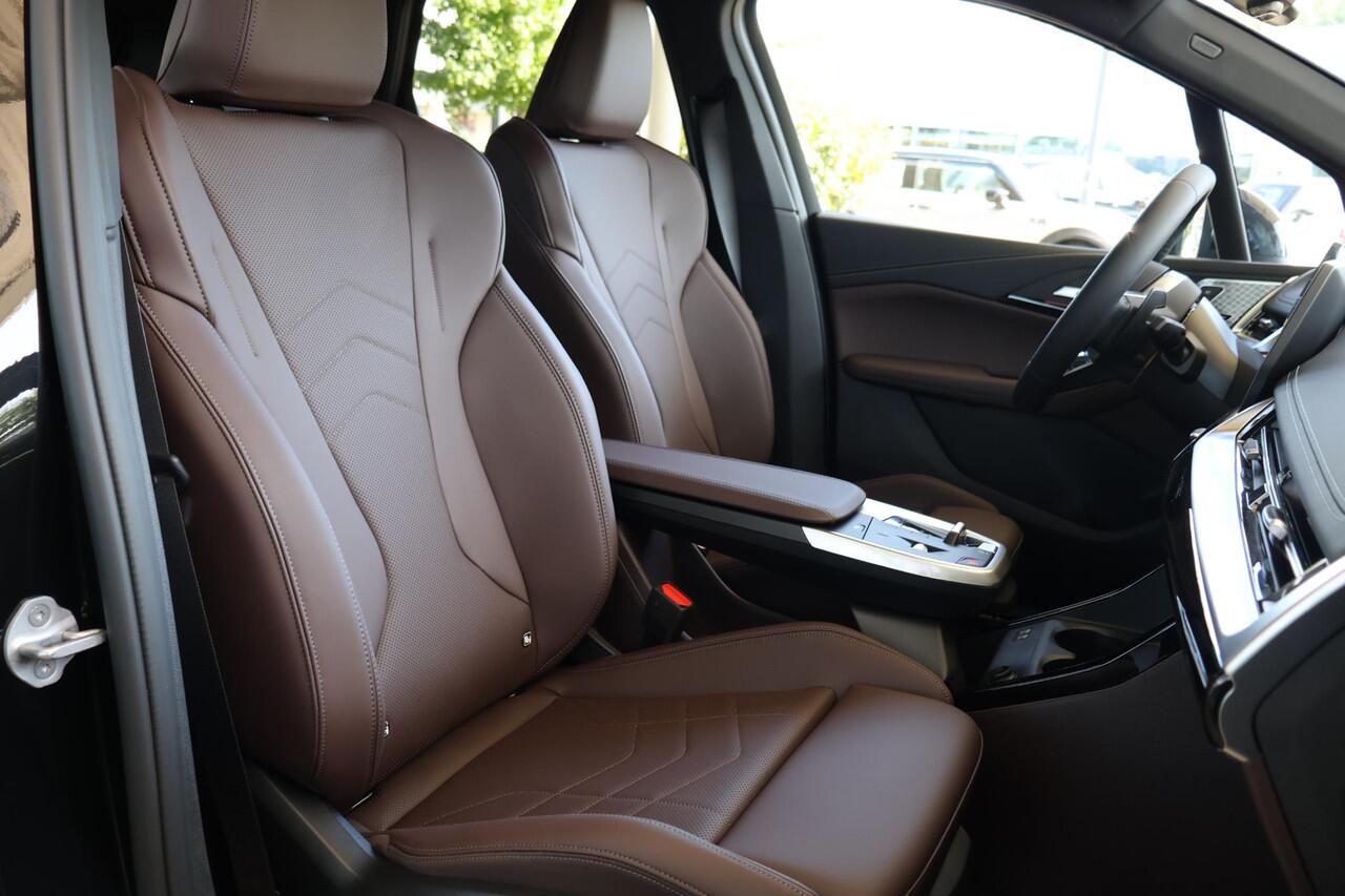 BMW 2-SERIE Active Tourer 225e xDrive | M Sportpakket | Stoelen Elektrisch Verstelbaar met Massage | Stuur- en stoelverwarming | Head-Up Display | Harman Kardon | Camera | Ekris Selection