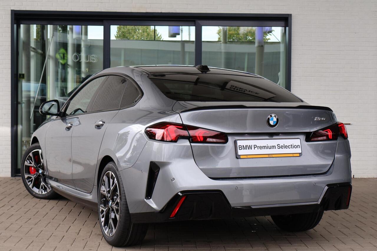 BMW 2-SERIE Gran Coupé 220 M Sport Design Edition | Voorstoelen Verwarmd | Stuurwiel Verwarmd | Achteruitrij Camera | Ekris Selection
