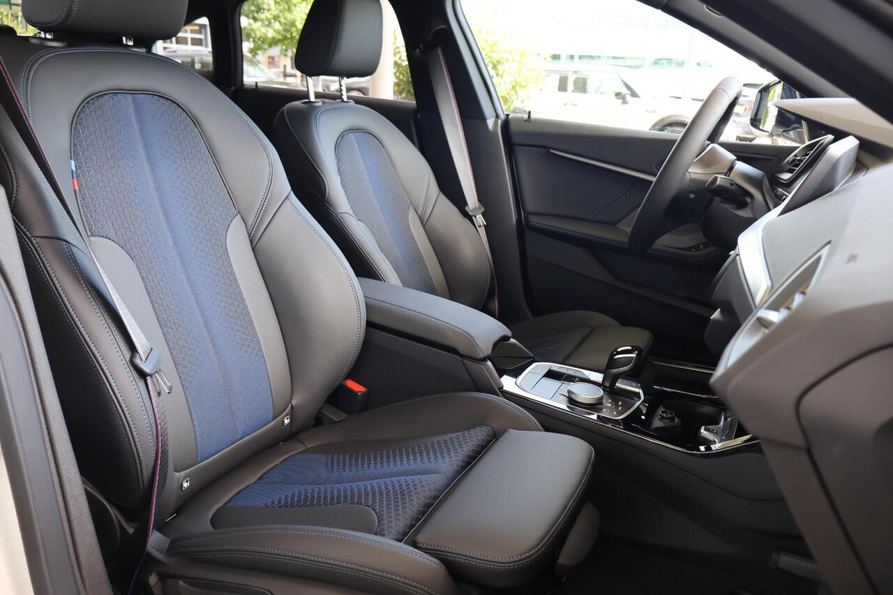 BMW 2-SERIE Gran Coupé 218i High Executive | M Sport Pro | Harman Kardon | Voorstoelen Verwarmd | Camera | Stuurverwarming | Active Cruise Control | 19" M Dubbelspaak | Ekris Selection