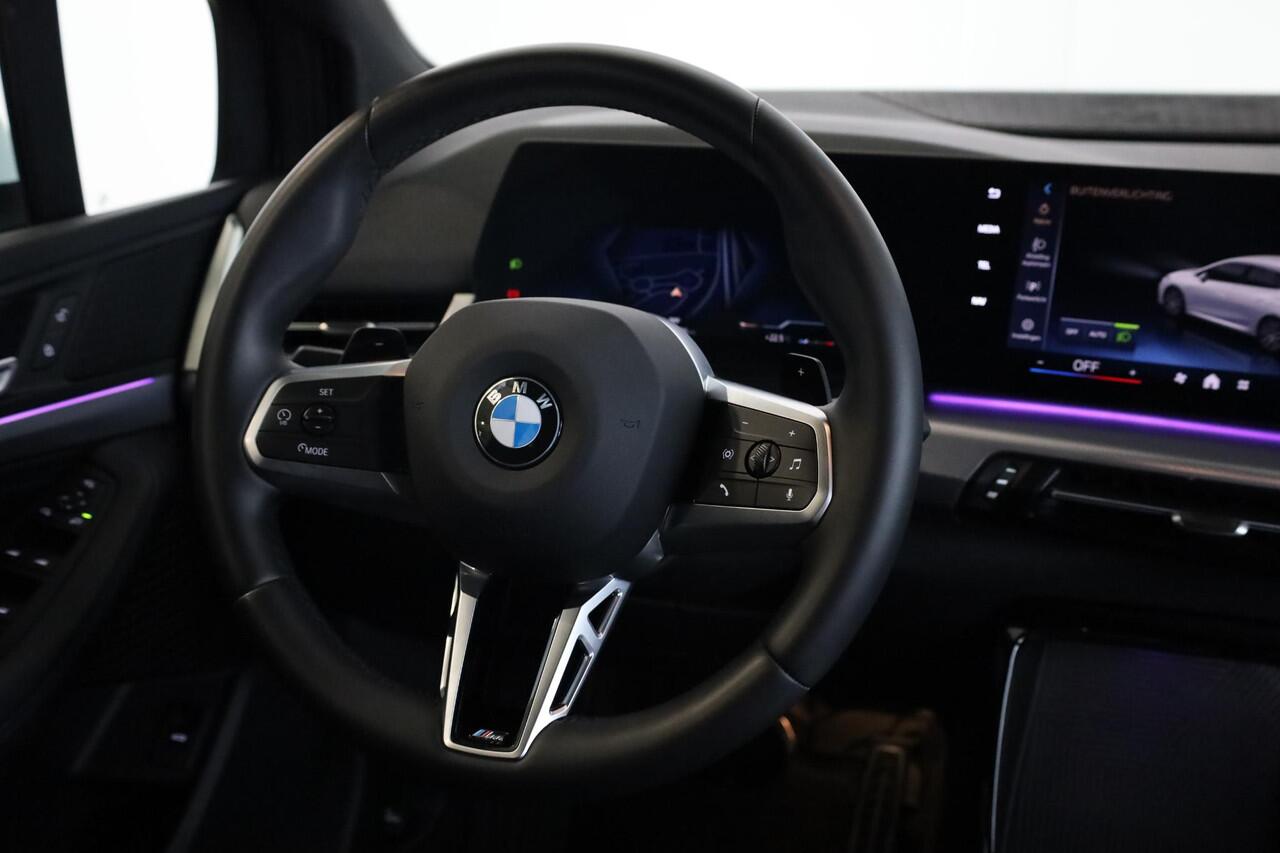 BMW 2-SERIE Active Tourer 220i | M Sportpakket