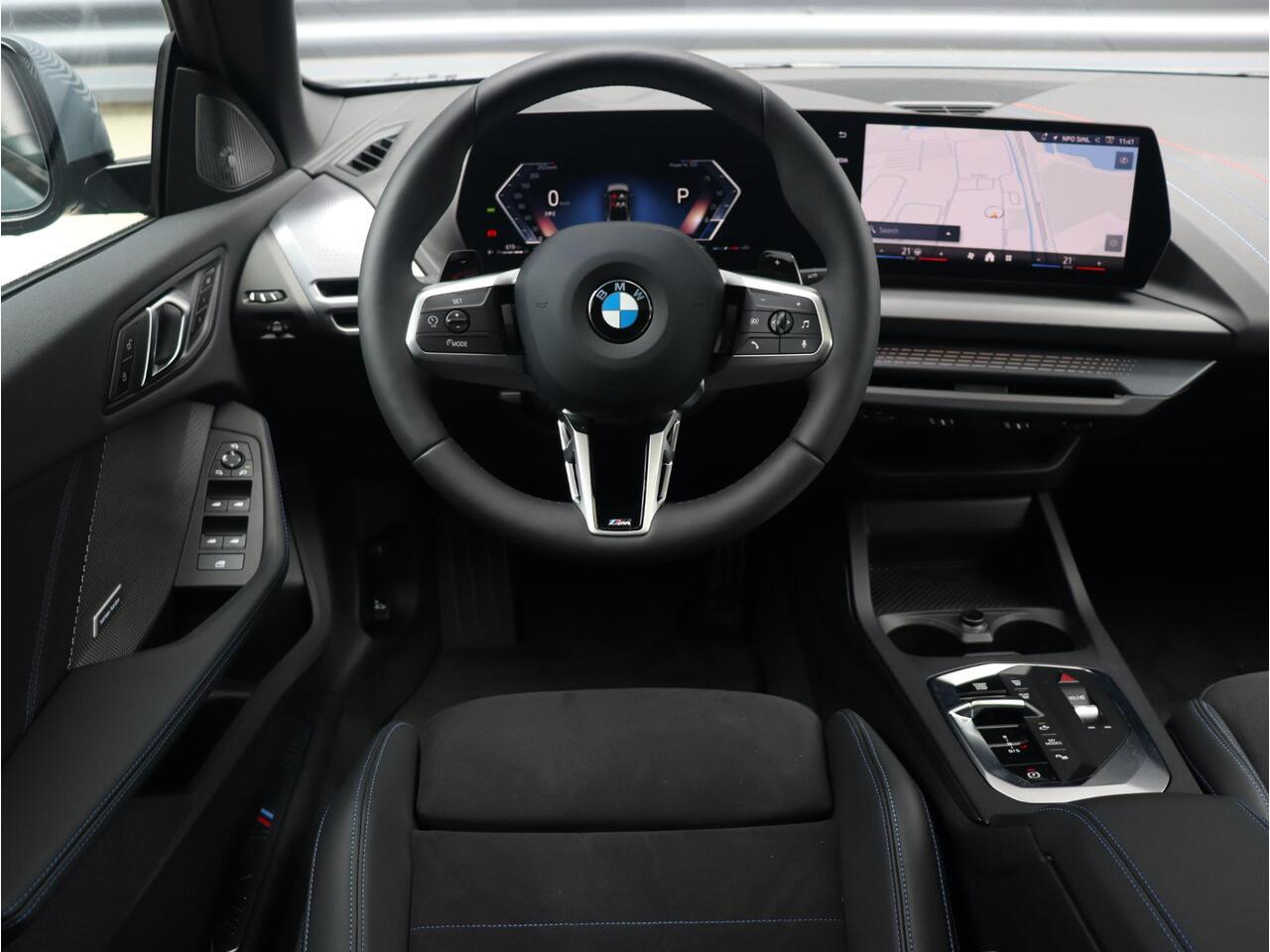 BMW 2-SERIE Gran Coupé 220 | M Sportpakket Pro | Panodak | Driving Assistant Plus | Harman Kardon | Parking Assistant Plus | Head-Up | 19'' LMV | Ekris Selection