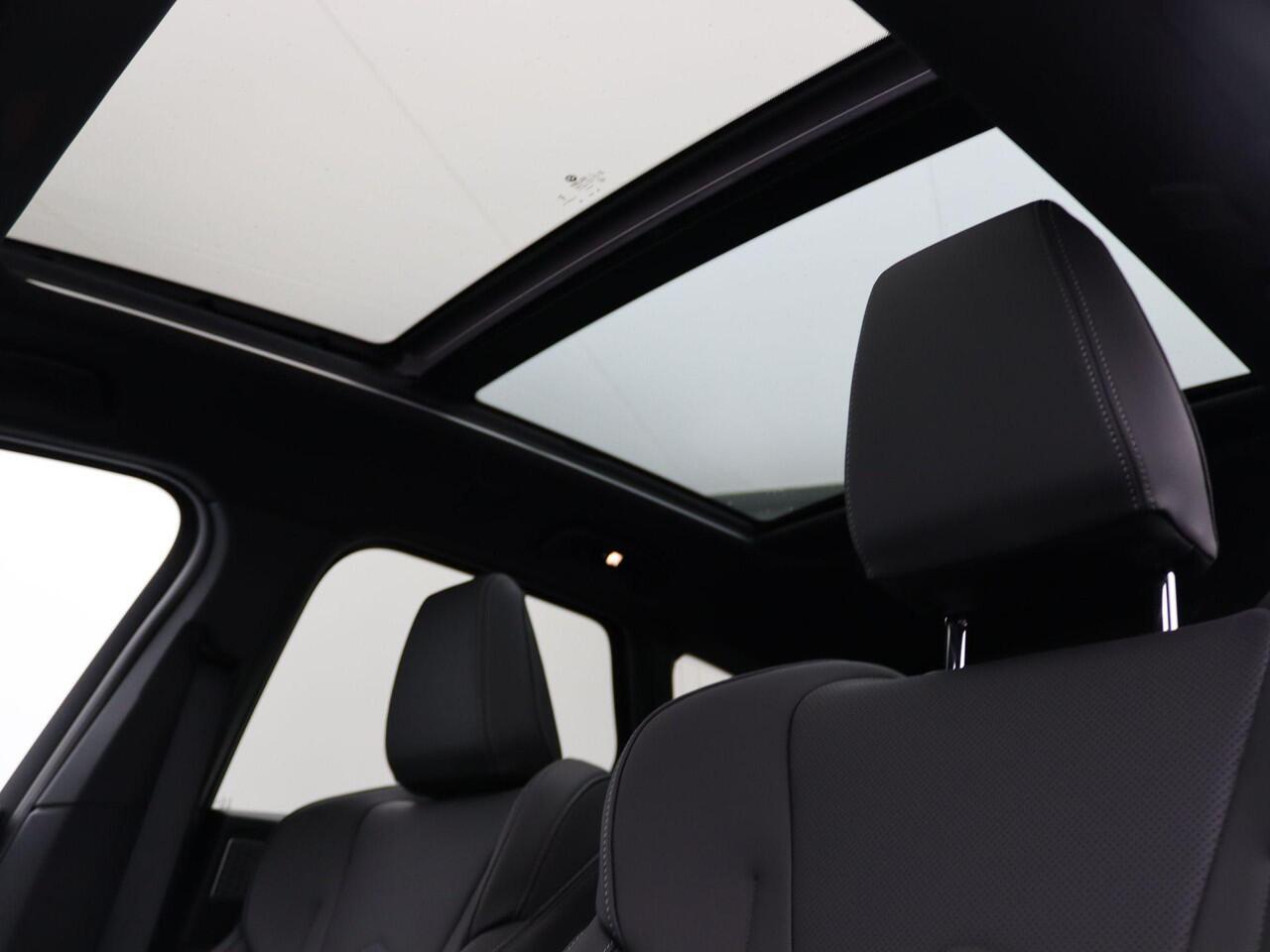 BMW 2-SERIE Active Tourer 225e xDrive M Sportpakket | Premium Pack | Comfort Pack | Travel Pack | Stuurwielrand Verwarmd | Trekhaak | Panoramadak | Elektrisch Verstelbare Sportstoelen | Driving Assistant Plus | Harman Kardon | 18'' | Ekris Selection