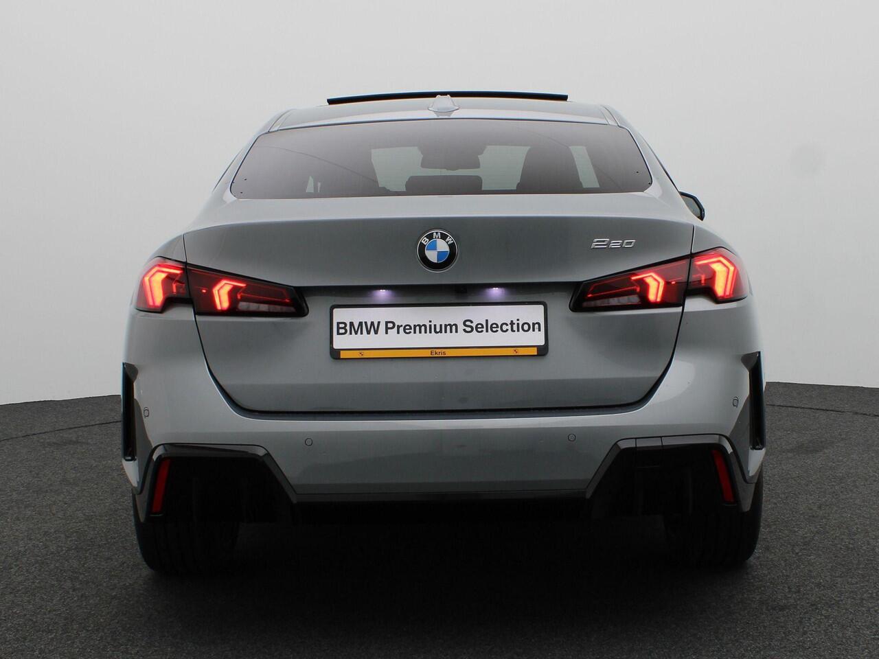 BMW 2-SERIE Gran Coupé 220 M Sportpakket | Premium Pack | Stuurwielrand Verwarmd | Comfort Access | Achteruitrijcamera | Panoramadak | Driving Assistant Plus | Harman Kardon | 19'' | Ekris Selection