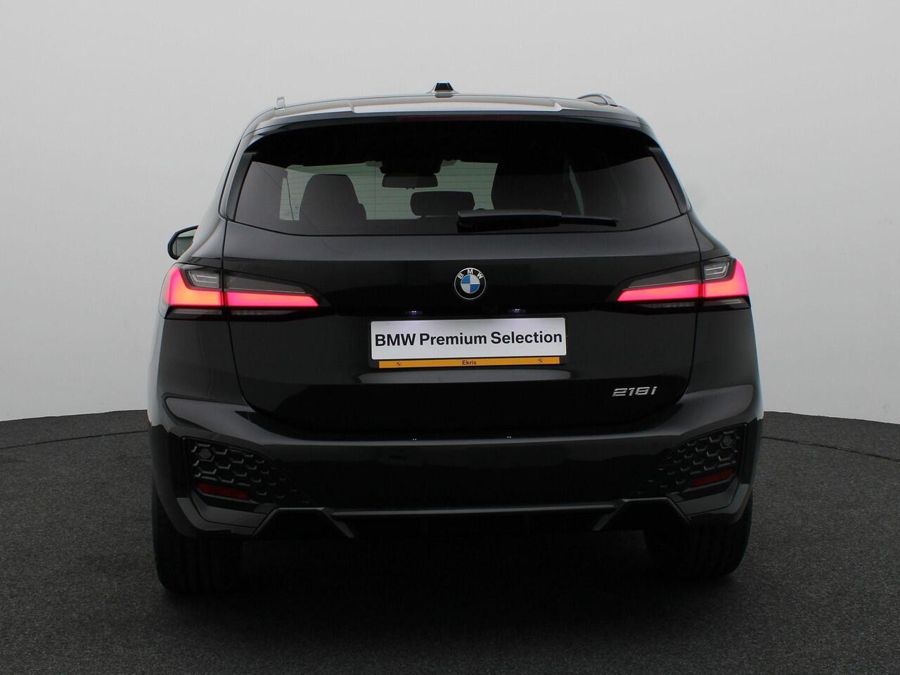 BMW 2-SERIE Active Tourer 218i M Sportpakket | Premium Pack | Stuurwielrand Verwarmd | Trekhaak | Driving Assistant | Parking Assistant | 18'' | Ekris Selection