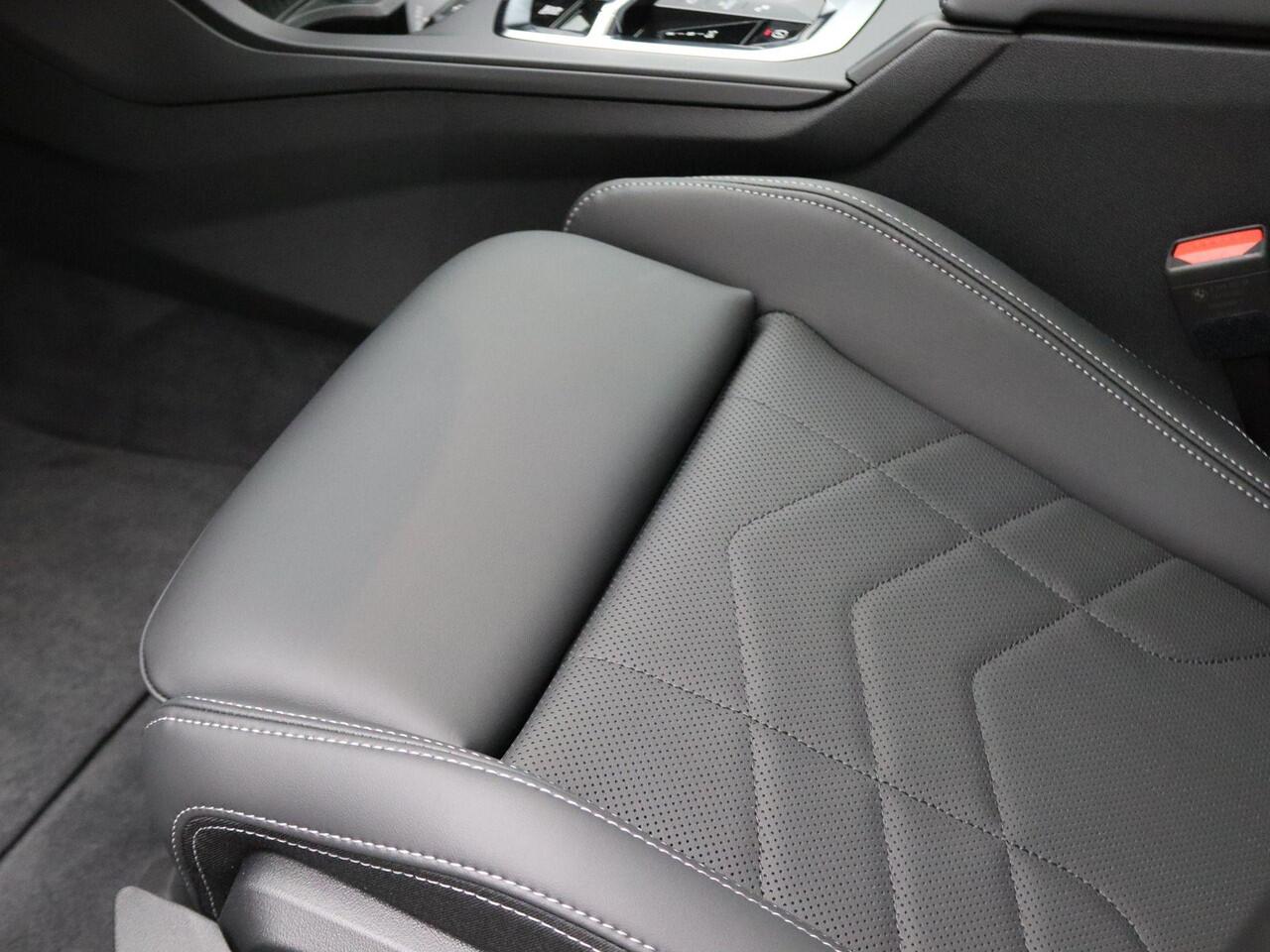 BMW 2-SERIE Gran Coupé 220 M Sportpakket Pro | Premium Pack | Stuurwielrand Verwarmd | Panoramadak | Driving Assistant | Harman Kardon | 18'' | Ekris Selection