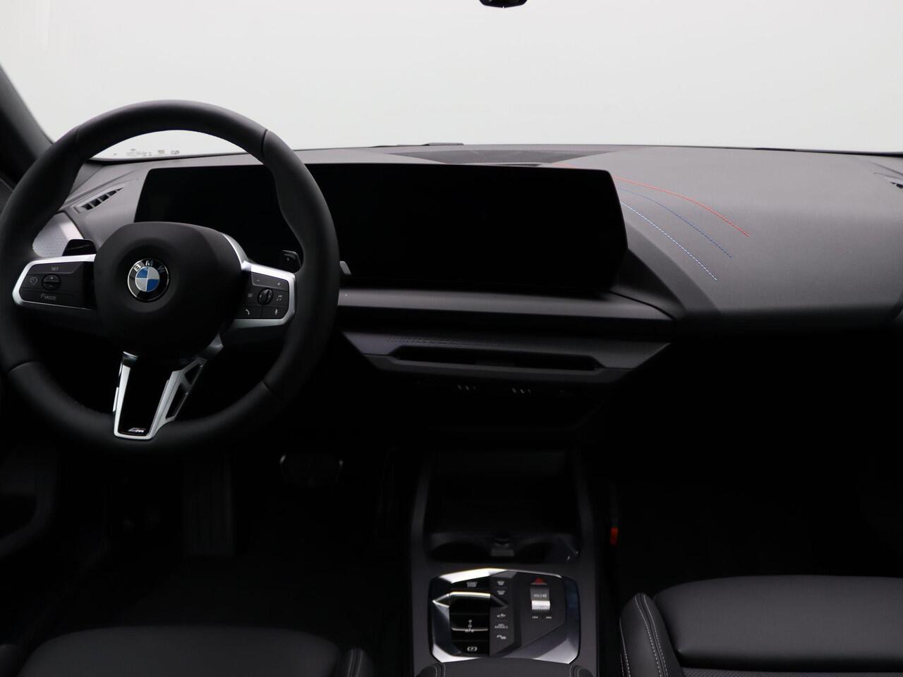 BMW 2-SERIE Gran Coupé 220 M Sportpakket Pro | Premium Pack | Stuurwielrand Verwarmd | Panoramadak | Driving Assistant | Harman Kardon | 18'' | Ekris Selection