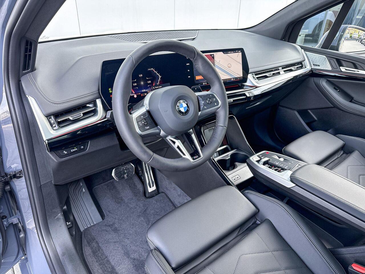 BMW 2-SERIE Active Tourer 220i | M Sport | Premium Pack | Travel Pack