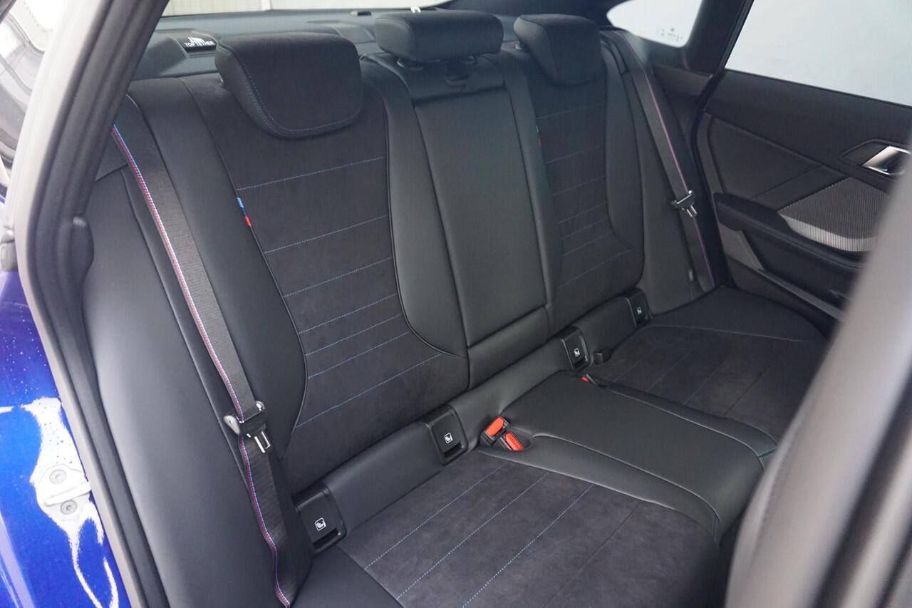 BMW 2-SERIE Gran Coupé 220 M Sportpakket Pro 19'' | Elektrisch Verstelbare Stoelen | Harman Kardon | Driving Assistant Plus | Ekris Selection