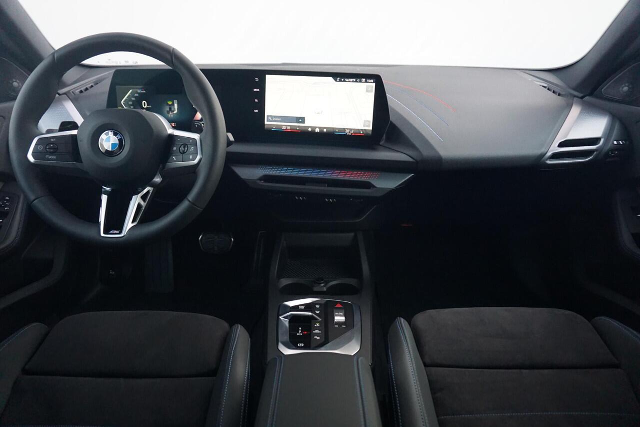 BMW 2-SERIE Gran Coupé 220 M Sportpakket Pro 19'' | Elektrisch Verstelbare Stoelen | Harman Kardon | Driving Assistant Plus | Ekris Selection